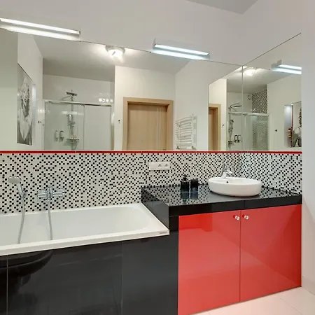 Waterlane Spa By Blue Mandarin *