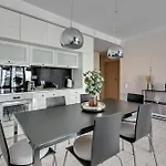 Waterlane Spa By Blue Mandarin *