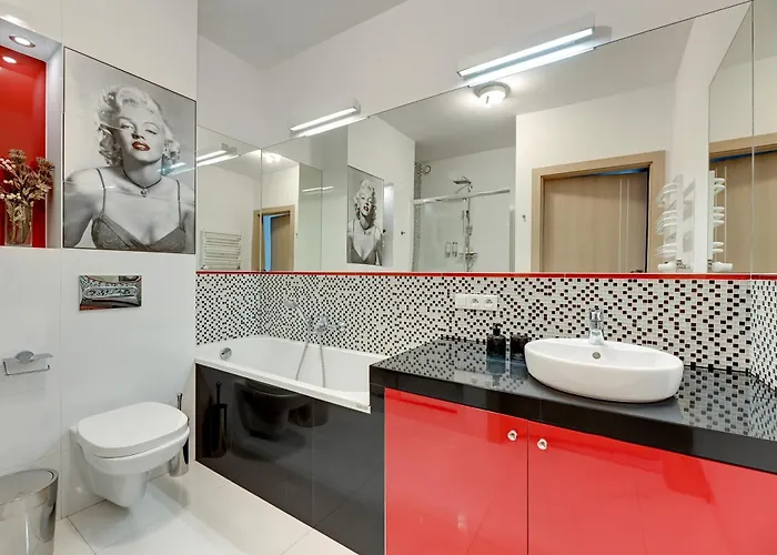 Waterlane Spa By Blue Mandarin דירה