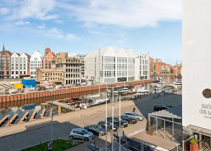 Waterlane Spa By Blue Mandarin דירה *